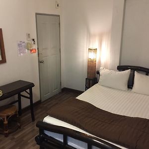 Camera con letto king size